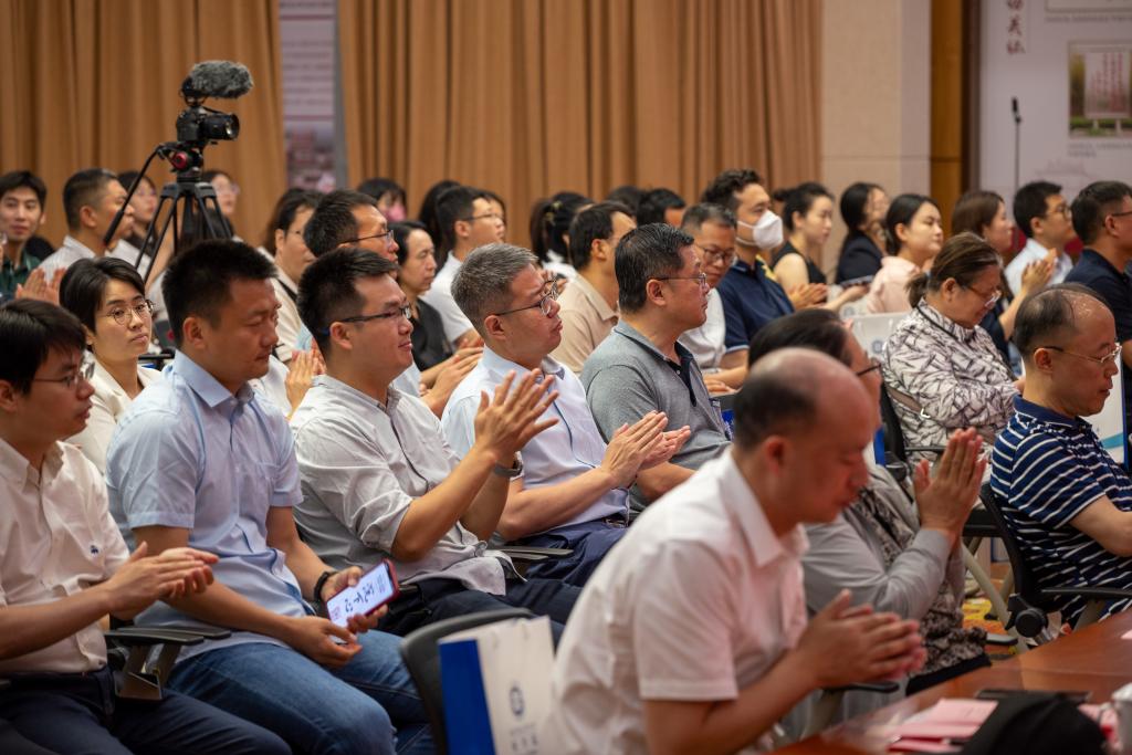 Bodog官方网站学科发展高端论坛顺利举办